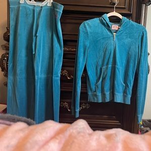 Vintage Juicy velour Scottie sweatsuit